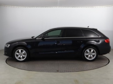Audi A4 B8 Avant Facelifting 2.0 TDI 150KM 2014 Audi A4 2.0 TDI, Automat, Skóra, Navi, Xenon, zdjęcie 2