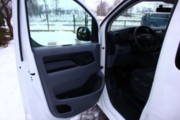 Toyota Proace II Verso Compact 2.0 D-4D 150KM 2020 Toyota ProAce Toyota ProAce D-4D Long 3,0t Mobilny Life 2.0 Diesel 150KM, zdjęcie 25