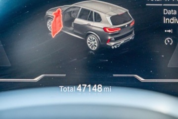 BMW X5 G05 M SUV 4.4 M 600KM 2022 BMW X5 M Competition 2022 4.4 Benzyna 600KM, zdjęcie 14