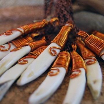 Naszyjnik Ząb Kieł dzika z kości rękodzieło tribal