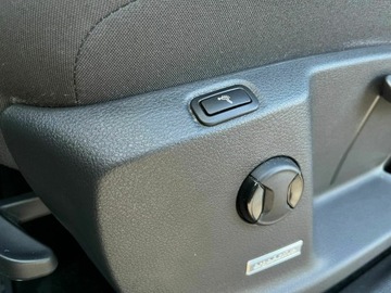 Volkswagen Touran III 2.0 TDI 150KM 2021 Volkswagen Touran Higline/ DSG/ Fv-23%/ Salon Pols, zdjęcie 32