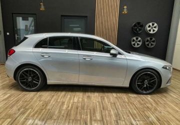Mercedes Klasa A W177/V177 Hatchback 1.5 180d 116KM 2018 Mercedes-Benz Klasa A kamera 1.5D NAVI gwarancja LED BEZWYPADKOWY ZAR, zdjęcie 5