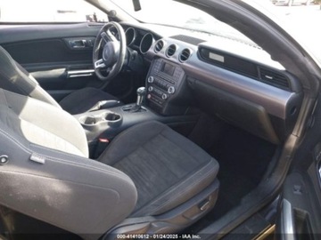 Ford Mustang VI 2017 Ford Mustang 2017 FORD MUSTANG ECOBOOST 2.3 Benzyna 310KM, zdjęcie 14