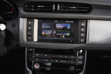 Jaguar XF II Sedan 2.0 i4D 180KM 2015 Jaguar XF 20d, Salon Polska, 177 KM, Automat, zdjęcie 15