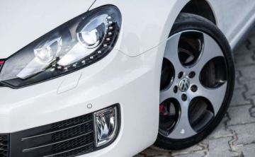 Volkswagen Golf VI Cabriolet 2.0 TSI GTI 210KM 2013 Volkswagen Golf Volkswagen Golf Cabrio GTI 2.0 Benzyna 210KM, zdjęcie 24