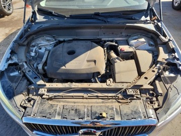 Volvo XC60 II 2021 Volvo XC 60 2021 VOLVO XC60 T5 MOMENTUM 2.0 Benzyna 247KM, zdjęcie 11