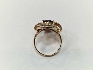 Złoty pierścionek damski/ 585/ 6.00 gram/ R9.5/ nowoczesny