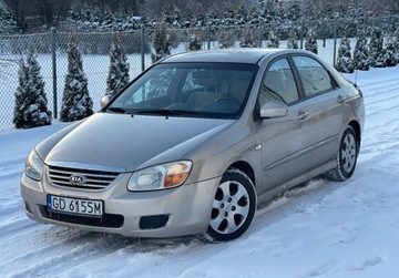 Kia Cerato Hatchback 1.6 CRDi 115KM 2007 Kia Cerato Kia Cerato , Klimatyzacja, Diesel, ..., zdjęcie 10