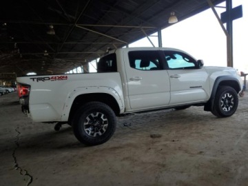 Toyota Tacoma II 2023 Toyota Tacoma 2023r., Double cab, od ubezpieczalni 3.5 Benzyna 278KM, zdjęcie 4