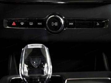 Volvo XC90 II SUV Plug-In Facelifting 2024 2.0 T8  455KM 2025 VOLVO XC90 T8 AWD Plug-In Hybrid Ultra Dark Suv 2.0 (455KM) 2025, zdjęcie 17
