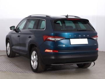 Skoda Kodiaq I SUV Facelifting 2.0 TDI SCR 200KM 2022 Skoda Kodiaq 2.0 TDI, Salon Polska, 197 KM, 4X4, zdjęcie 3
