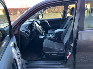 Toyota Land Cruiser VII Terenowy 5d 2.8 D-4D 204KM 2022 Toyota Land Cruiser 2.8 diesel 204 KM automat salon Polska I wlascicie, zdjęcie 23