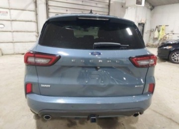 Ford Kuga III 2023 Ford Kuga 2023, 2.0L, 4x4, ST-LINE, od ubezpieczalni 2.0 Benzyna 250KM, zdjęcie 5