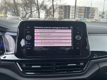 Volkswagen T-Roc I SUV Facelifting 1.5 TSI ACT 150KM 2022 Volkswagen T-Roc 1.5 TSI 150KM R-Line DSG Pakiet B, zdjęcie 18