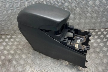 LOKETNÍ OPĚRKA HYUNDAI SANTA FE III (DM) 846202W905 2.2L DIESEL 147KW 2015