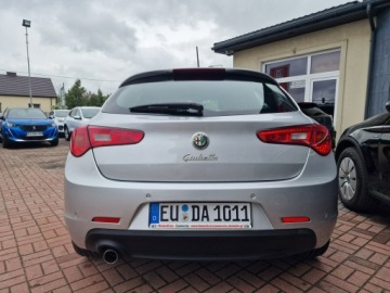 Alfa Romeo Giulietta Nuova II Hatchback 5d 1.4 TB 16v Mair 170KM 2012 Alfa Romeo Giulietta Skóry Ledy Navi, zdjęcie 7