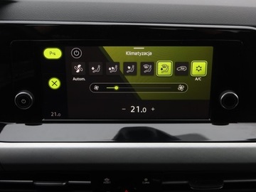 Volkswagen Golf VIII Variant 1.5 TSI 130KM 2022 VW Golf 1.5 TSI, Salon Polska, 1. Właściciel, zdjęcie 12