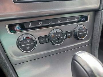 Volkswagen Golf VII Hatchback 3d 1.4 TSI BlueMotion Technology 125KM 2015 Volkswagen Golf VII 1.4 TSI Lounge + DSG, zdjęcie 17