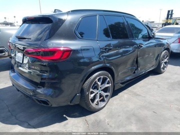 BMW X5 G05 2021 BMW X5 M50i 2021 4.4l 4.4 Benzyna 523KM, zdjęcie 5