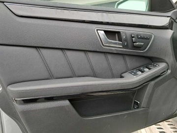MERCEDES E TŘÍDA 212 SEDADLA VENTILOVANÝ