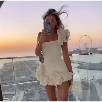 ФЕНОМЕНАЛЬНОЕ ЖЕНСКОЕ МИНИ ВЕЧЕРНЕЕ ПЛАТЬЕ С ОТКРЫТЫМИ ПЛЕЧАМИ ЛЕТНЕЕ