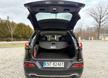 Jeep Cherokee V Terenowy 2.0 MJD 170KM 2014 Jeep Cherokee Jeep Cherokee 2.0 MJD Active Drive I Limited 2.0 Diesel 170KM, zdjęcie 31