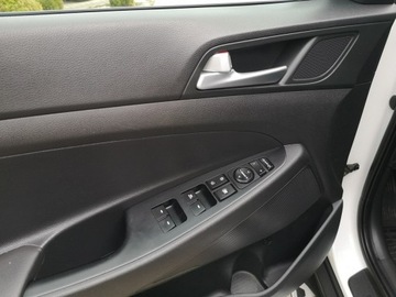 Hyundai Tucson III SUV 1.7 CRDI 115KM 2017 Hyundai Tucson 1.7 CRDI 116KM Klimatronic, zdjęcie 10