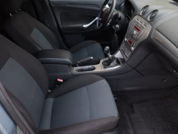 Ford Mondeo IV Kombi 1.8 Duratorq TDCi 125KM 2009 Ford Mondeo 1.8 TDCi, Salon Polska, Klima, zdjęcie 8