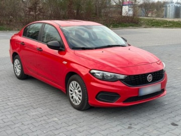 Fiat Tipo II Sedan 1.4 95KM 2019 Fiat Tipo Fiat Tipo 2019 Rok 1.4 Benzyna Salon Polska Bezwypadkowy GWARANC