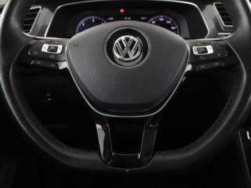 Volkswagen Tiguan II SUV 2.0 TDI 190KM 2016 Volkswagen Tiguan R-Line 4x4 DSG matrix LED, zdjęcie 20