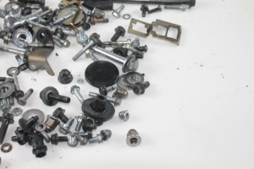 КОМПЛЕКТ БОЛТОВ HONDA VT 600 SHADOW PC21