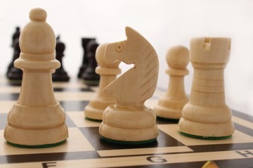 Польские деревянные турнирные шахматы, большие, 44 см.