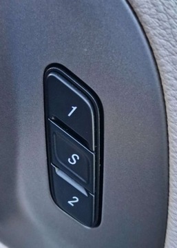 Chrysler Pacifica II 3.6 V6 291KM 2020 Chrysler Pacifica 3.6 V6 291KM Skora LED El. DrzwiKlapa 3.6 Benzyna 291KM, zdjęcie 14