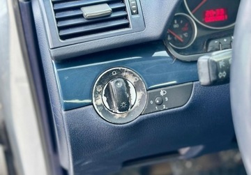 Audi A4 B6 Sedan 2.0 20V 131KM 2001 Audi A4 Limousine 2.0 Benzyna 2.0 Benzyna 130KM, zdjęcie 15