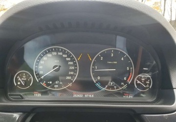 BMW Seria 5 F10-F11 Touring Facelifting 525d 218KM 2016 BMW Seria 5 BMW Seria 5 525d xDrive Touring Sport-Aut Luxury Line 2.0 218KM, zdjęcie 12