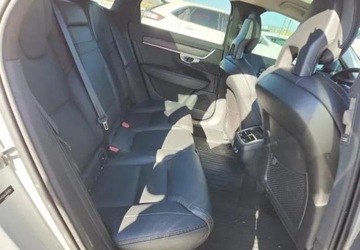 Volvo V90 II Cross Country 2.0 T5 254KM 2018 Volvo V90 Auta z USA - Zapytaj o wiecej ofert 2.0 Benzyna 254KM, zdjęcie 8