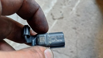 RENAULT ARKANA SENZOR NÁRAZY 988307523R