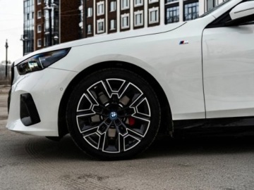 BMW Seria 5 G90-91 Touring 2.0 520d 197KM 2026 BMW Seria 5 520d xDrive Sport Sedan 2.0 (197KM) 2026, zdjęcie 9