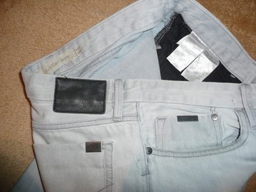 Spodnie dżinsy CALVIN KLEIN W33/L34=45/109cm jeans