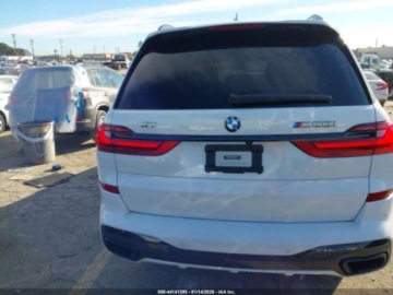 BMW X7 2021 BMW X7 M50i 2021 4.4 Benzyna 523KM, zdjęcie 4