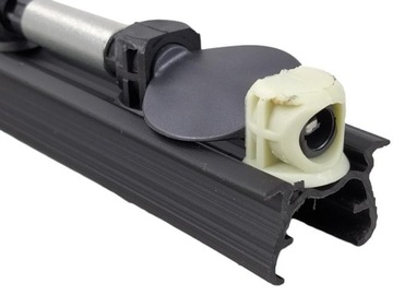 KRYT KOLEKTORU S60 06-, V70 00-08, XC90 VOLVO OE 30777650