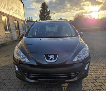 Peugeot 308 I 2011 PEUGEOT 308 SW II 1.6 VTi 119 KM ze Szwajcarii