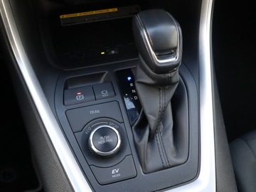 Toyota RAV4 V SUV 2.5 Hybrid Dynamic Force 222KM 2020 Toyota RAV 4 2.5 Hybrid, Salon Polska, zdjęcie 11