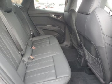 Audi Q4 2024 Audi Q4 e-tron 2024 AUDI Q4 E-TRON SPORTBACK PREMIUM Elektryczny 295KM, zdjęcie 10