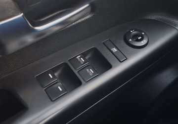 Kia Venga Mikrovan Facelifting 1.4 DOHC 90KM 2016 Kia Venga 1.4 PB 90KM L Salon PL Serwis ASO Gwarancja Navi Kamera 1.4 90KM, zdjęcie 22