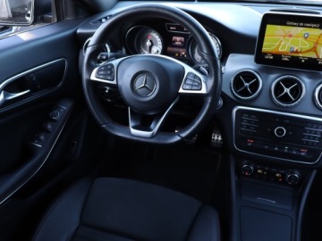 Mercedes CLA C117 Coupe 1.6 200 156KM 2016 Mercedes CLA 200, Salon Polska, Serwis ASO, zdjęcie 6