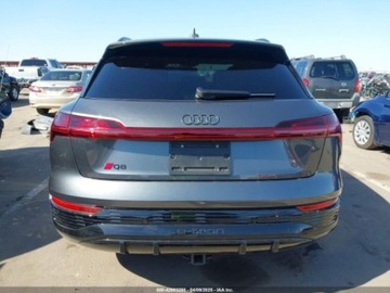 Audi Q8 2024 Audi Q8 E-Tron Prestige Quattro 2024 Elektryczny 402KM, zdjęcie 4