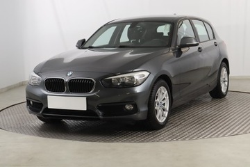 BMW Seria 1 F20-F21 Hatchback 5d Facelifting 2015 118i 136KM 2016 BMW 1 118i, Salon Polska, Automat, Klima, zdjęcie 1