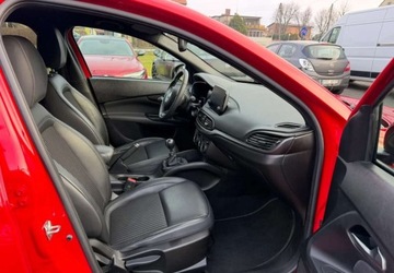 Fiat Tipo II Hatchback 1.4 T-Jet 120KM 2019 Fiat Tipo Fiat Tipo 1.4 T-Jet 16v Sport 1.4 Benzyna 120KM, zdjęcie 11