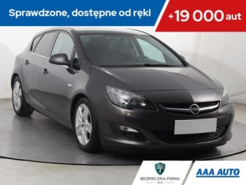 Opel Astra J GTC 1.4 Turbo ECOTEC 120KM 2014 Opel Astra 1.4 T, Serwis ASO, Skóra, Klima